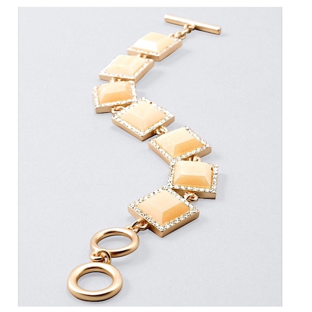 WHBM SQUARE STATION TOGGLE BRACELET
